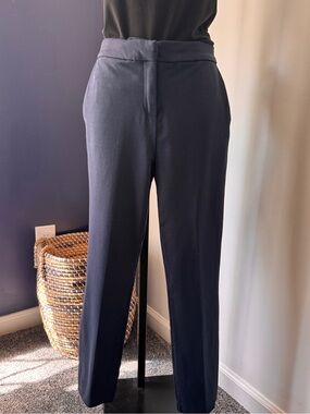 Massimo Fabbro navy ankle trousers with stretch. Size 4